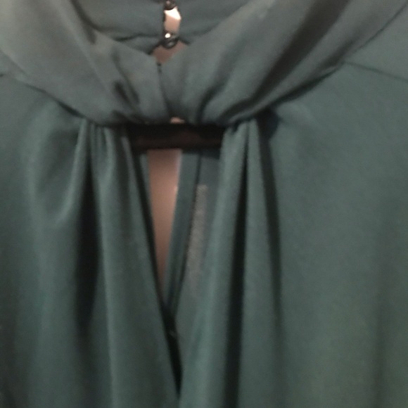 Have fun with this comfy Evergreen dress! - Picture 2 of 4